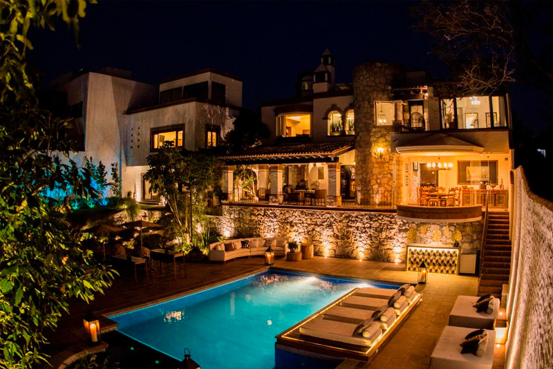Hotel